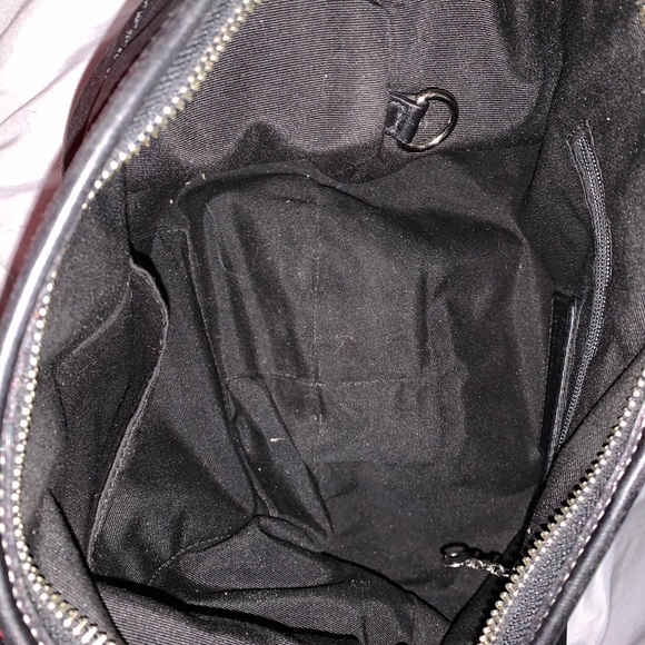 Authentic Coach - Picture 4 of 7